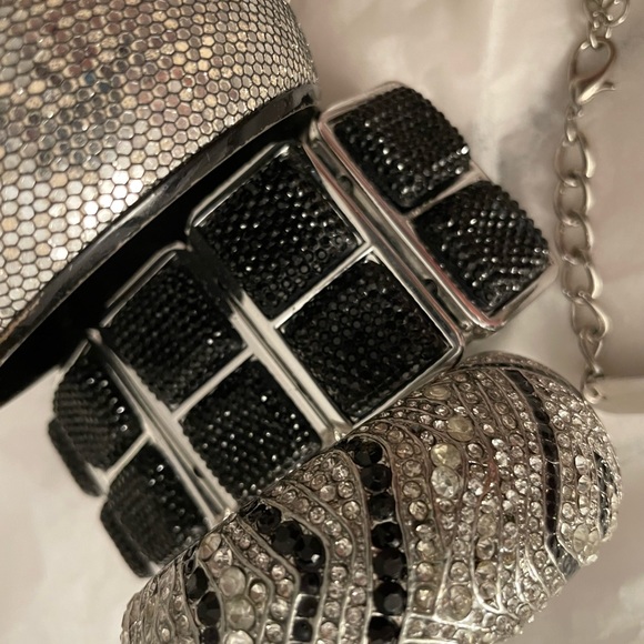 “3 BRACELETS (plus free choker) - Picture 1 of 12